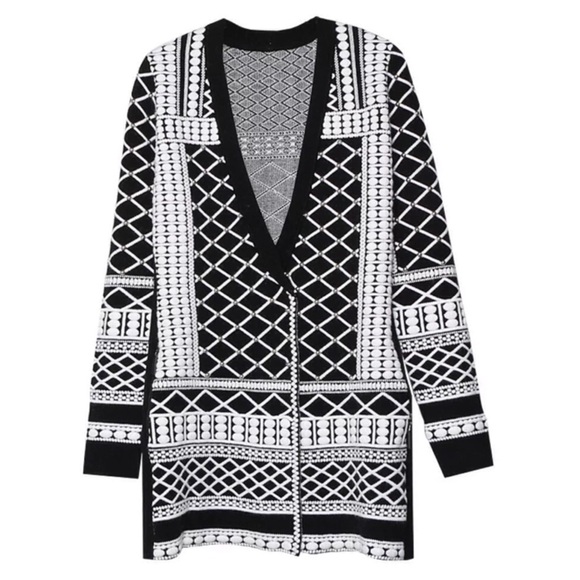 Cashmere Hand Beaded Sweater. - Picture 2 of 4